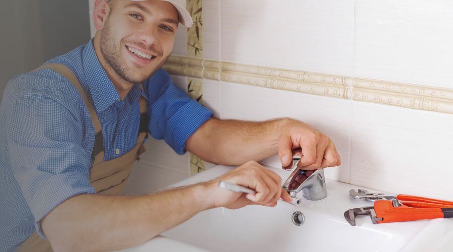 Local expert plumbing services in Garden, MI